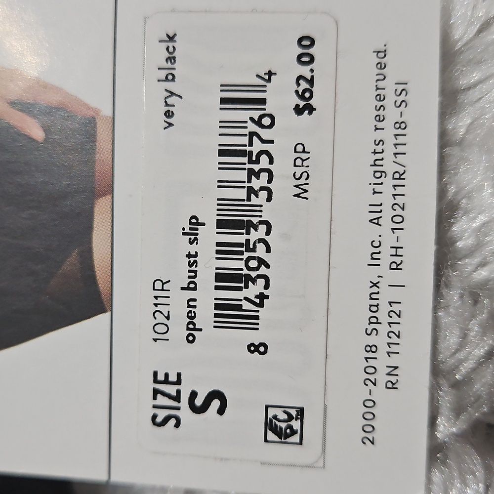 Spanx Open-Bust Shaping Slip - Picture 6 of 12